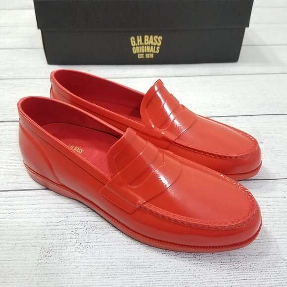 G.H. Bass & Co. Shoes - G.H. Bass Weejuns Whitney Waterproof Rain Loafers Womens sz 6 - Red